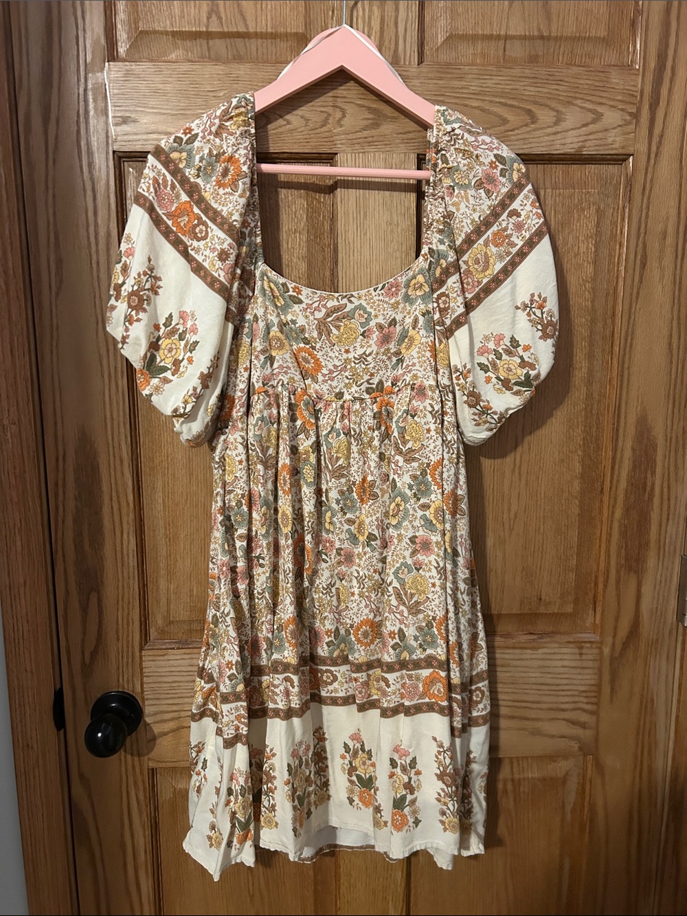 Cream Floral Puff-Sleeve Mini Dress